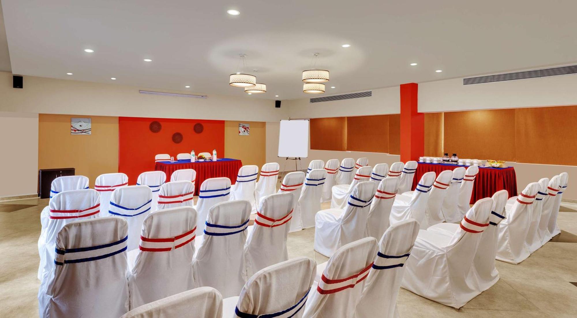 SureStay Hotel by Best Western Amritsar Exterior foto