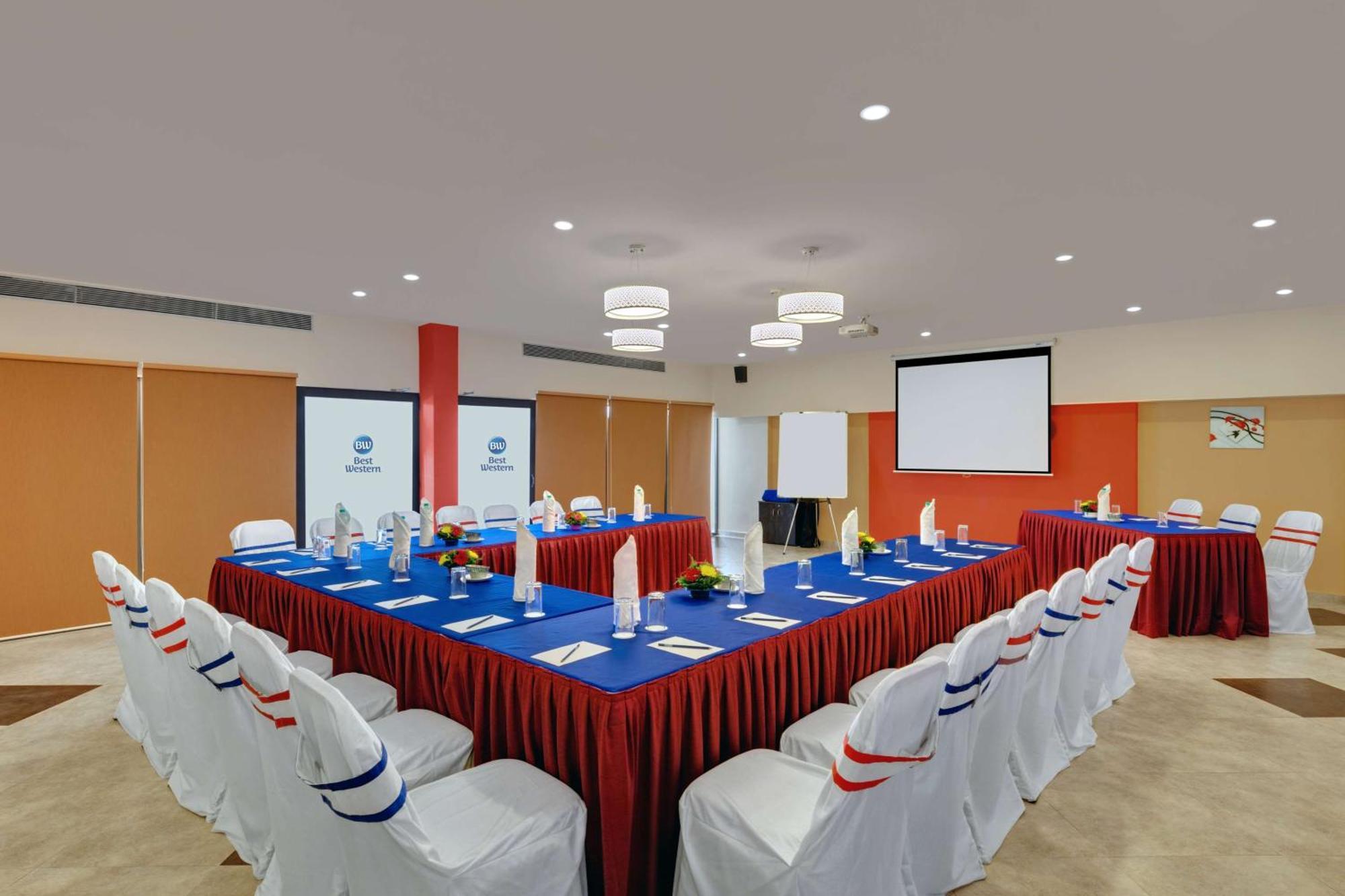 SureStay Hotel by Best Western Amritsar Exterior foto