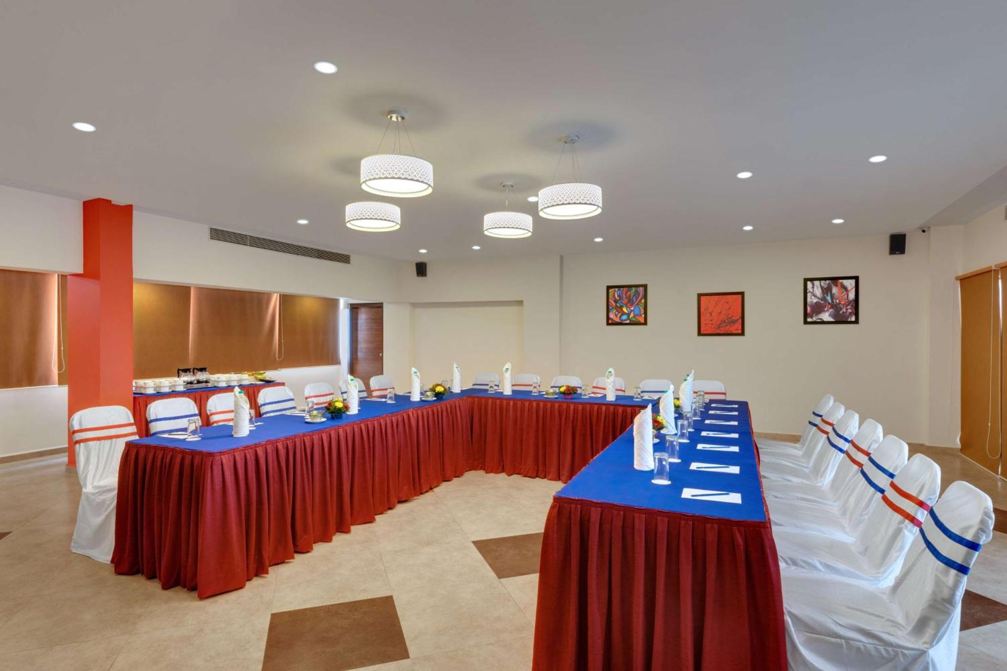 SureStay Hotel by Best Western Amritsar Exterior foto