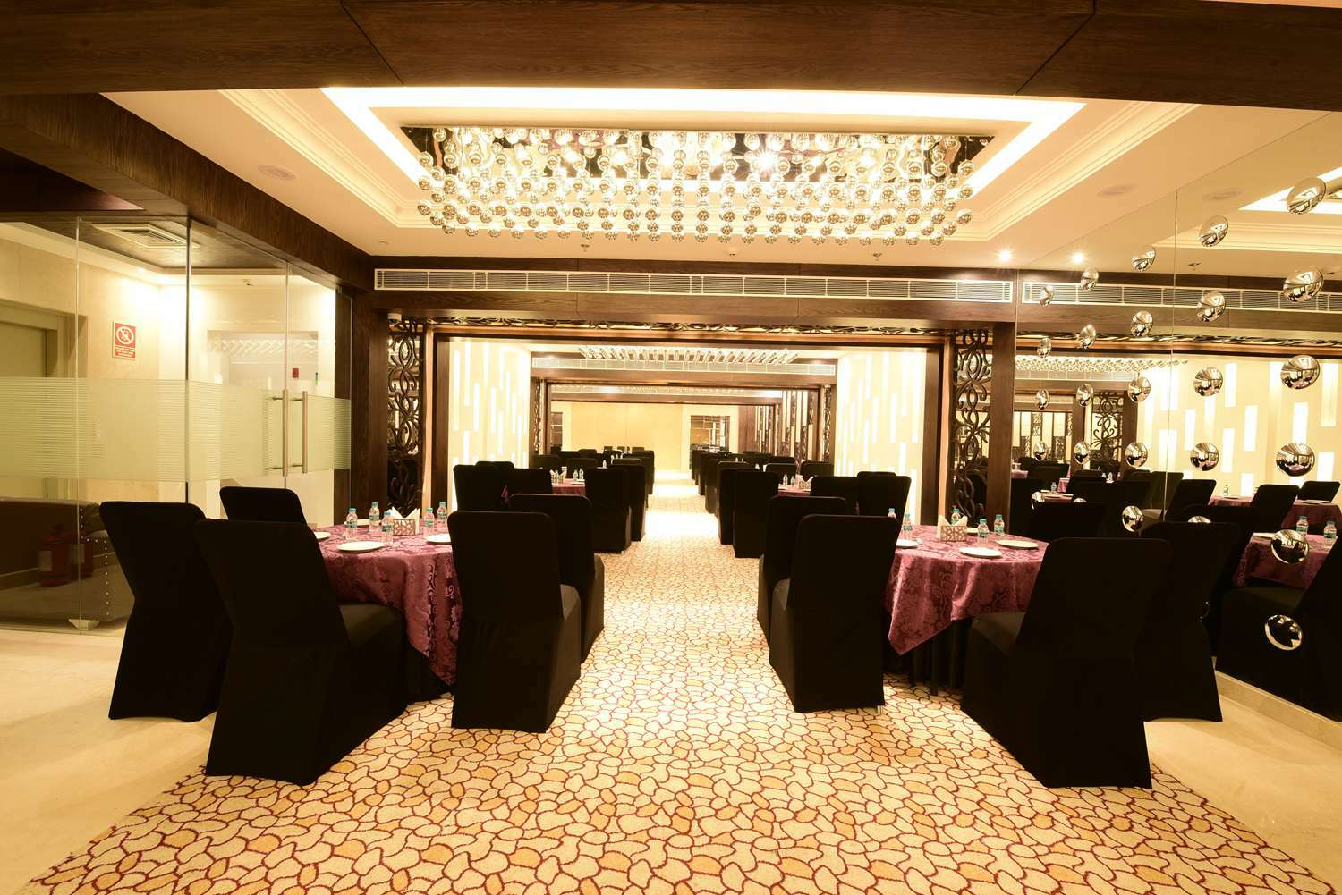 SureStay Hotel by Best Western Amritsar Einrichtungen foto