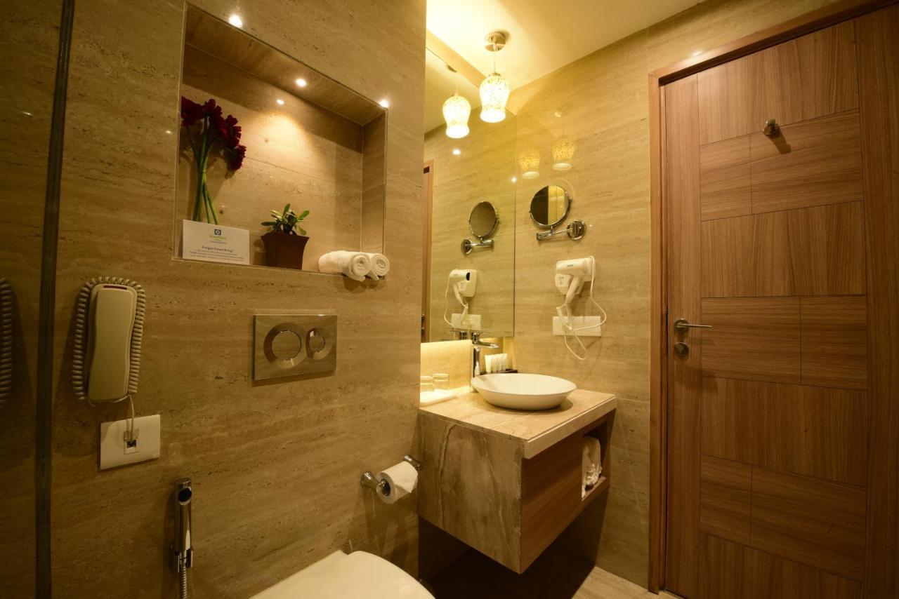 SureStay Hotel by Best Western Amritsar Exterior foto